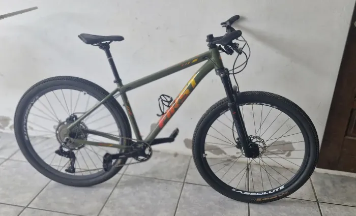 Bicicleta first aro 29