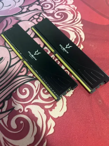 Kit Memória RAM 32GB (2x16GB) DDR4 3200MHz - Excelente estado