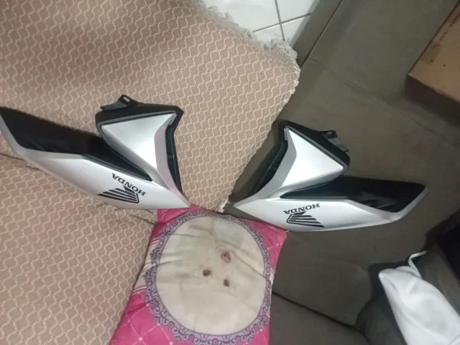 Vendo aba da tintan 2022 nova nunca usada