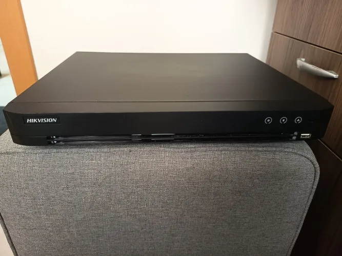 Vendo DVR Hikvision 32 canais 