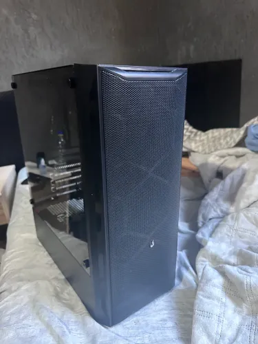 Gabinete gamer pichal