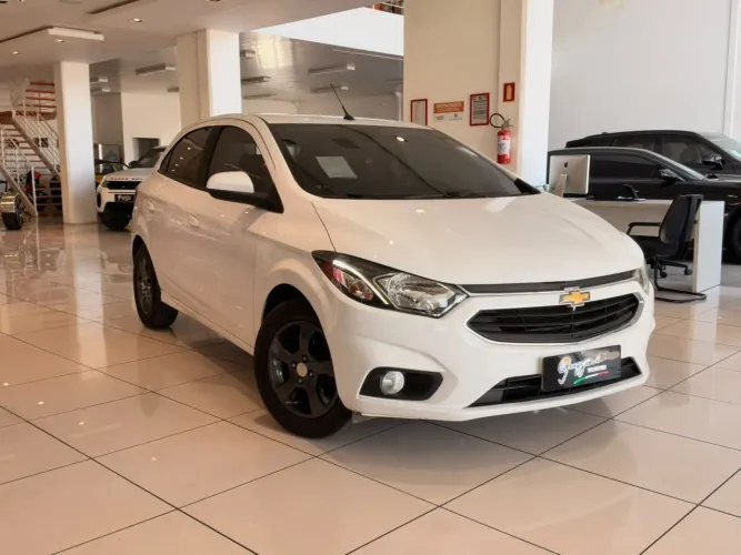 Chevrolet Onix Hatch LTZ 1.4 8V Flex Power Mec. 4P 2018