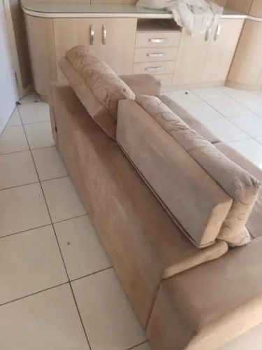 Sofá confortável e grande