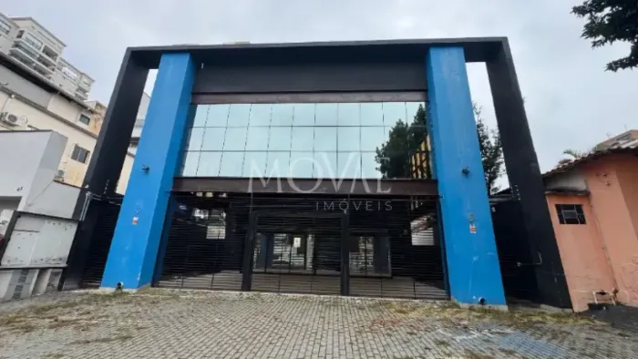 Prédio comercial 700m² com vagas de estacionamento - Vila Ema - SJC