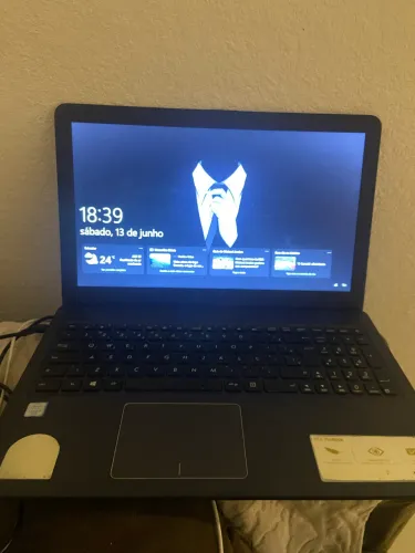 Notebook Asus VivoBook X543U i5