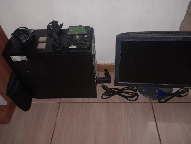 PC Básico Completo Com Wi-fi + Monitor + Outros Itens