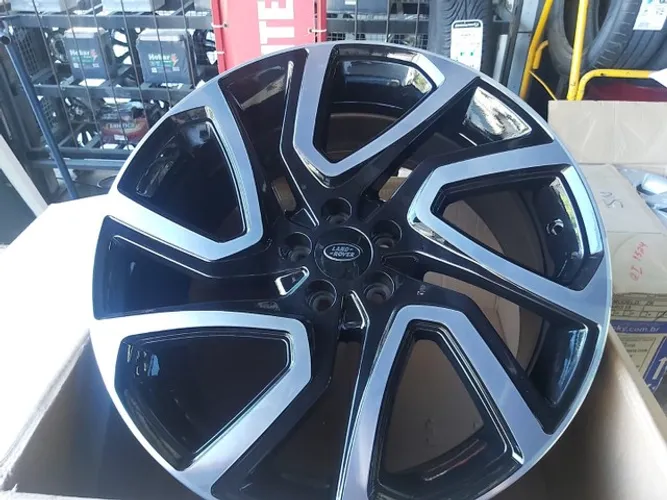 Roda aro 20 Land Rover Black diamantada.
