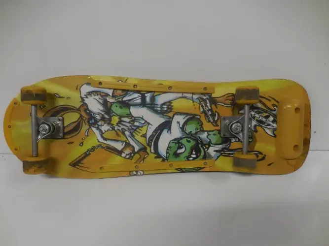 skate tipo antigo shape tubarão