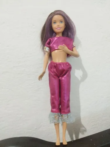 Barbie skipper babá 