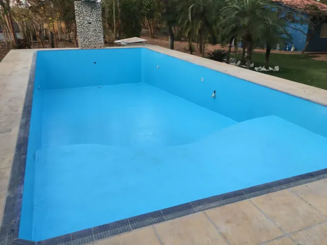 PISCINA DE FIBRA ( Pinturas, reformas e revestimento em fibra ) 