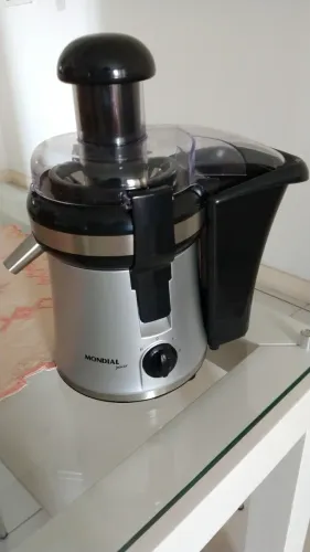 Juicer Mondial 110v (Novo)