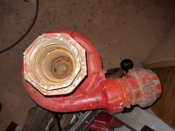 Vendo uma bomba de 5CV