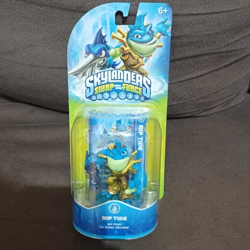 Boneco Skylanders Rip Tide na caixa