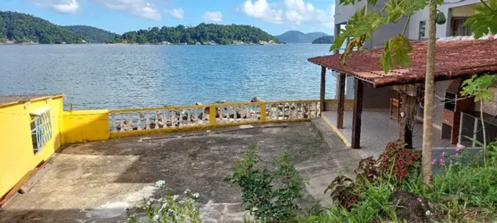 Casa na Beira do Mar em Itacuruçá, Mangaratiba - RJ ( André Luiz Imóveis )