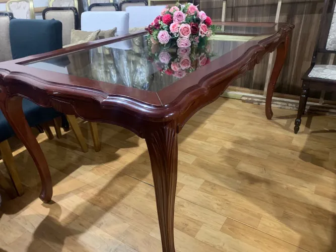 Mesa de Jantar Luiz XV Entalhada antiga