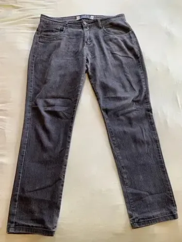Calça Jeans Enzo Milano Original Tamanho 44 Regular Fit Cinza Escuro - Rasgo (Ver Fotos)