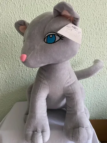 Gata de pelúcia de 50cm <br>R$ 109,00