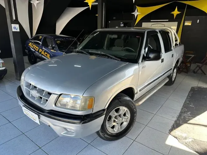 S10 Deluxe 2.8 MWM Turbo Diesel 4x4 Completa, pneus novos, muito conservada, confira! 2000