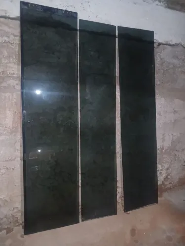 Vendo um box para banheiro Voltando um vidro por 100 reais 