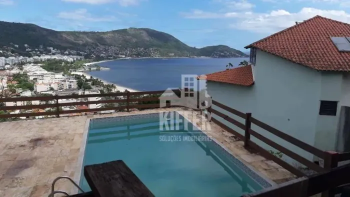 Casa com 4 quartos à venda, 400 m² por R$ 1.150.000 - São Francisco - Niterói/RJ