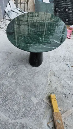 Fabricamos mesa cone + tampo oval 1.40x0.80 verde guatemala 