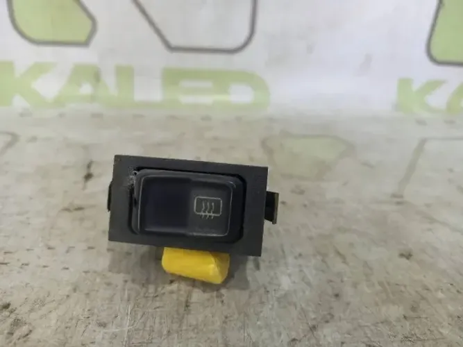 Botão Interruptor Desembaçador VW Santana e Quantum 86/90