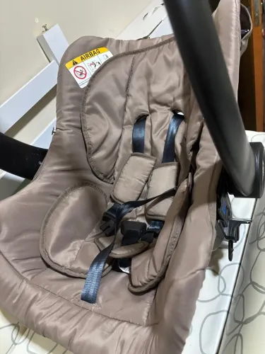 Bebê conforto galzerano marrom