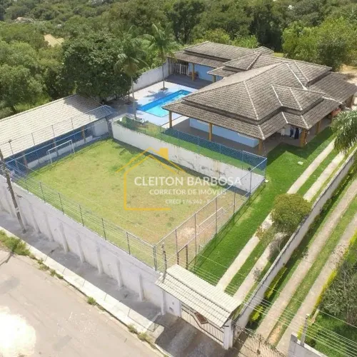 Linda chácara à venda Localizada no Morro Grande, o imóvel de 613 m² de área construída em