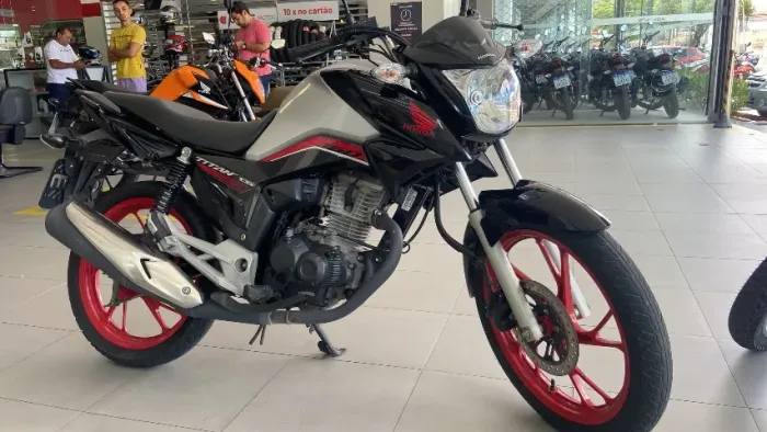 CG 160 titan 2023 (único dono ) toda revisada no honda telefone * 