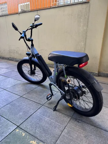 Vendo Bicicleta elétrica LEV CRUISER S PLUS