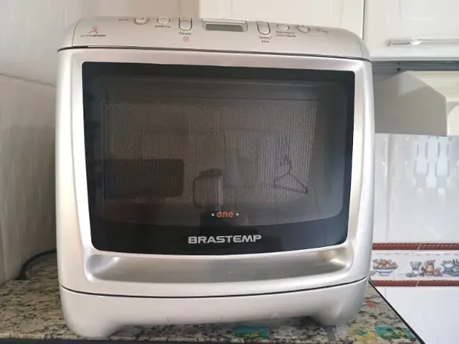 Microondas Brastemp One Fit com defeito