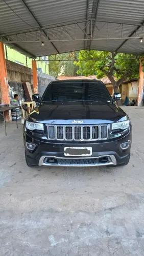 Jeep Grand Cherokee Limited 3.0 TB Dies. AUT 2015