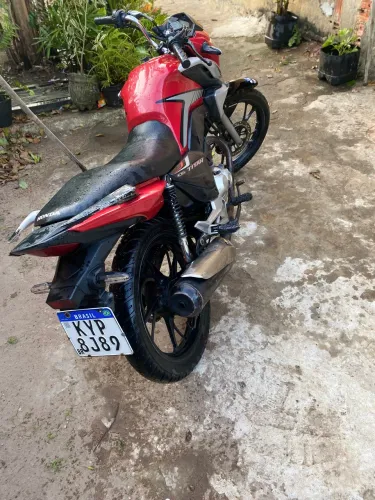 Vendo moto 160 filé tudo em dia moto muito boa