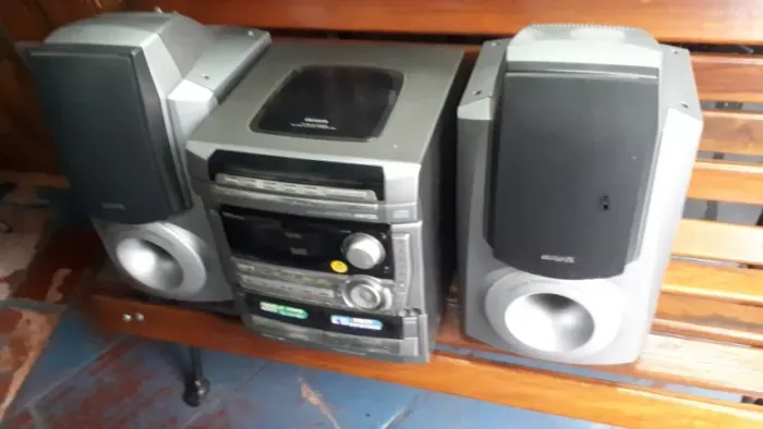 Som Aiwa NSX- F 959 Com as Caixas