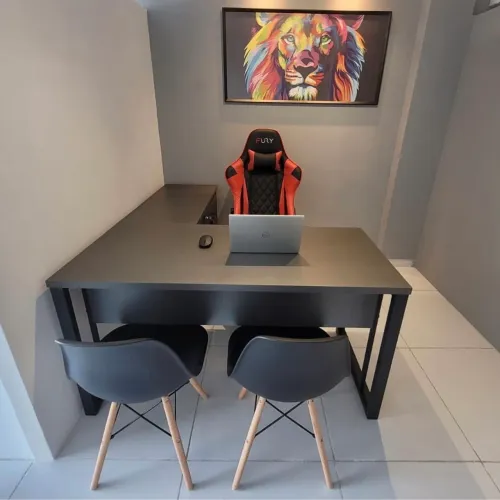 Escrivaninha de Canto Moderna com Design Inovador