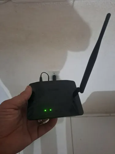 Roteador D-Link com Antena Externa - Ótimo Alcance