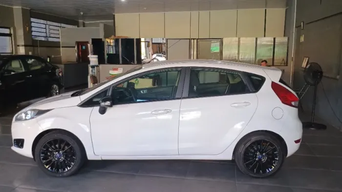 Ford Fiesta SE 1.6 16V Flex 5P 2017