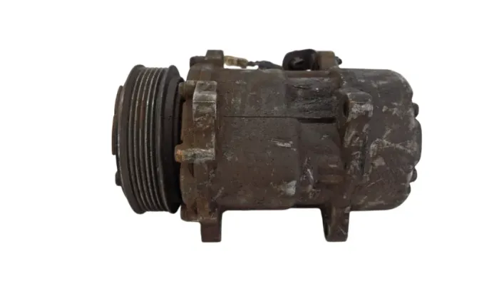 Compressor ar condicionado Peugeot 306 1.8 16v 95/98 c/detalhe