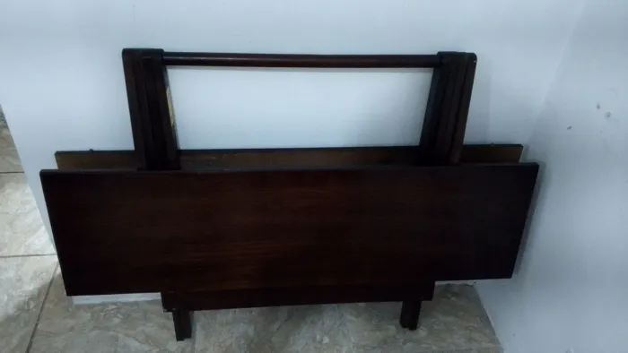 Mesa de madeira dobrável 1,20m x 0,70m 