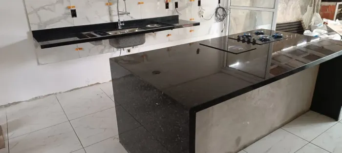 Pia balcões escada soleira peitoril nichos de cozinha em granito preto