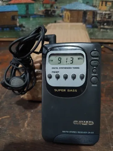 Sterio reciver AIWA CR D3, AM, FM.