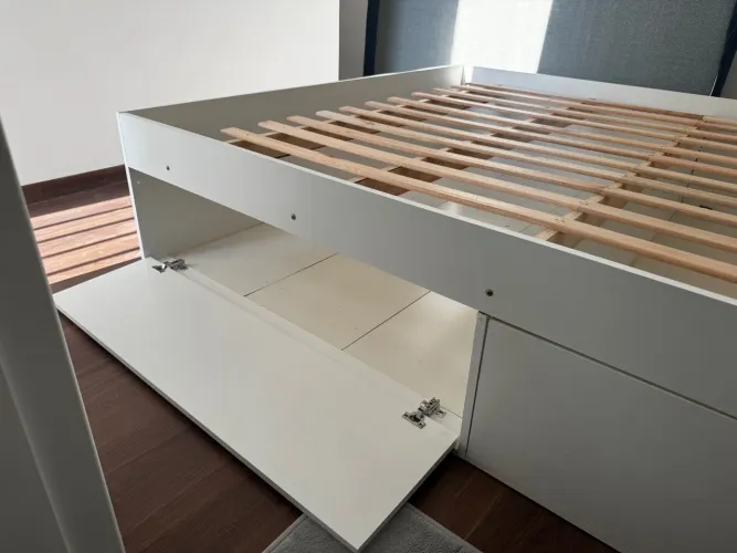 Base para cama queen com 4 portas basculante para guardar coisas embaixo