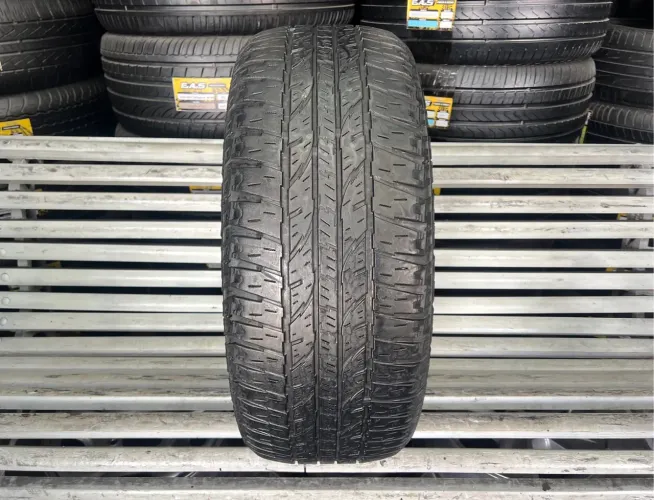 Pneu 225/55/18 Yokohama Geolandar A/T G015 / Pneu 225/55R18