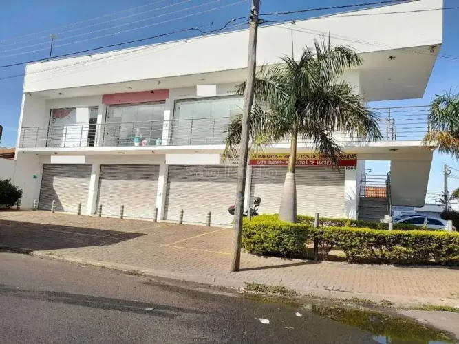 Locação de Comercial / Loja na cidade de Araraquara