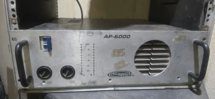 Amplificador Potência AP6000 Thunder Light