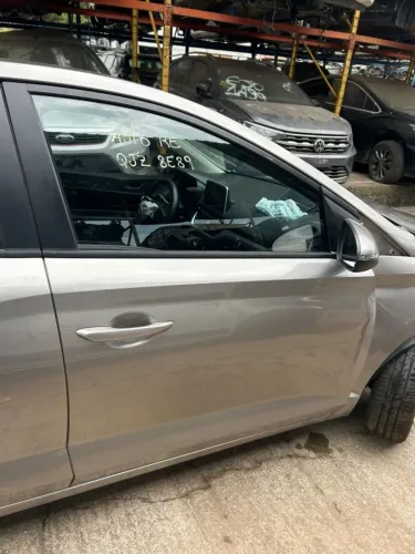 PORTA DIANTEIRA DIREITA HYUNDAI HB20 2019/2020-SEM ACESSORIOS