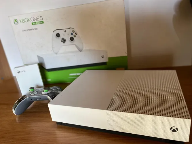 Xbox One S 1TB