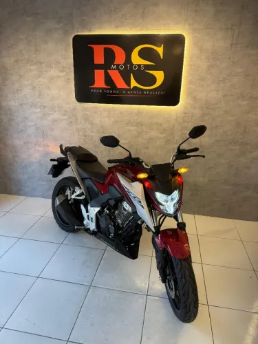 CB 300F ZERO KM EMPLACADA 