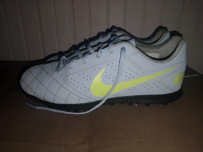 Chuteira Nike society Original 