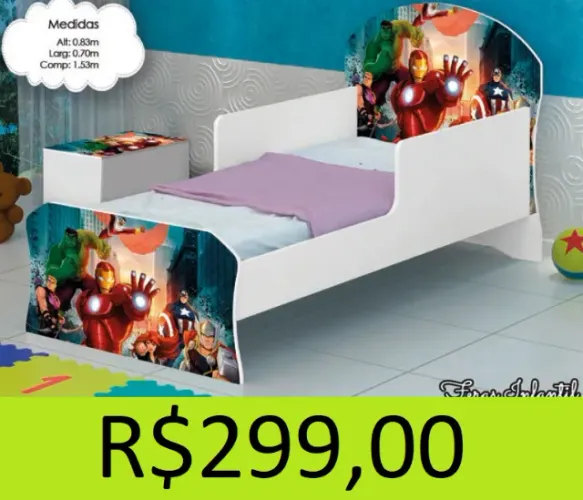 Cama infantil adesivada com estampas divertidas